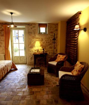 Bed and Breakfast Mas Bella Cortis Ла-Гард-Адэмар Экстерьер фото
